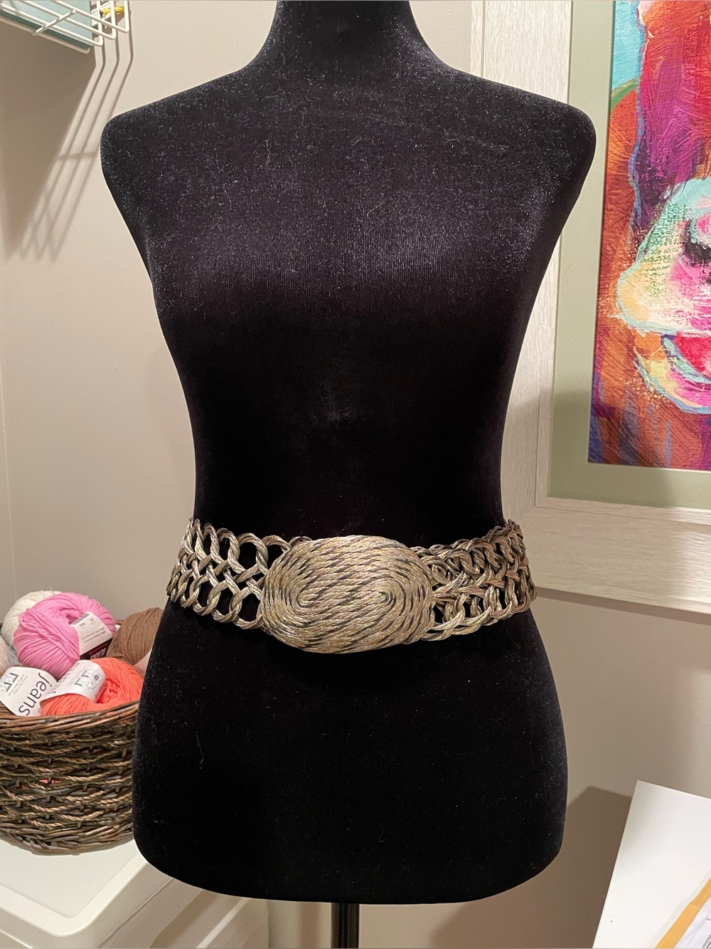Hand Crafted Pale Gold-Tone Chain Link Waist Belt with Woven Knot